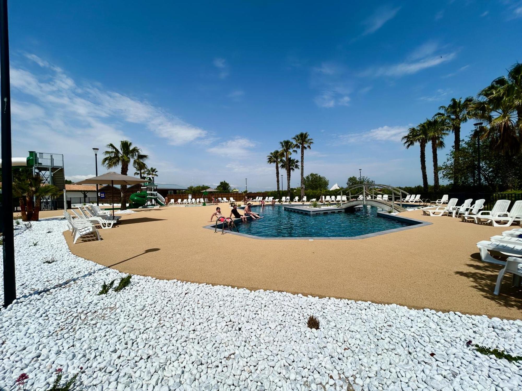 Tribord Dix Neuf Hotel เลอ โกร-ดู-รัว ภายนอก รูปภาพ